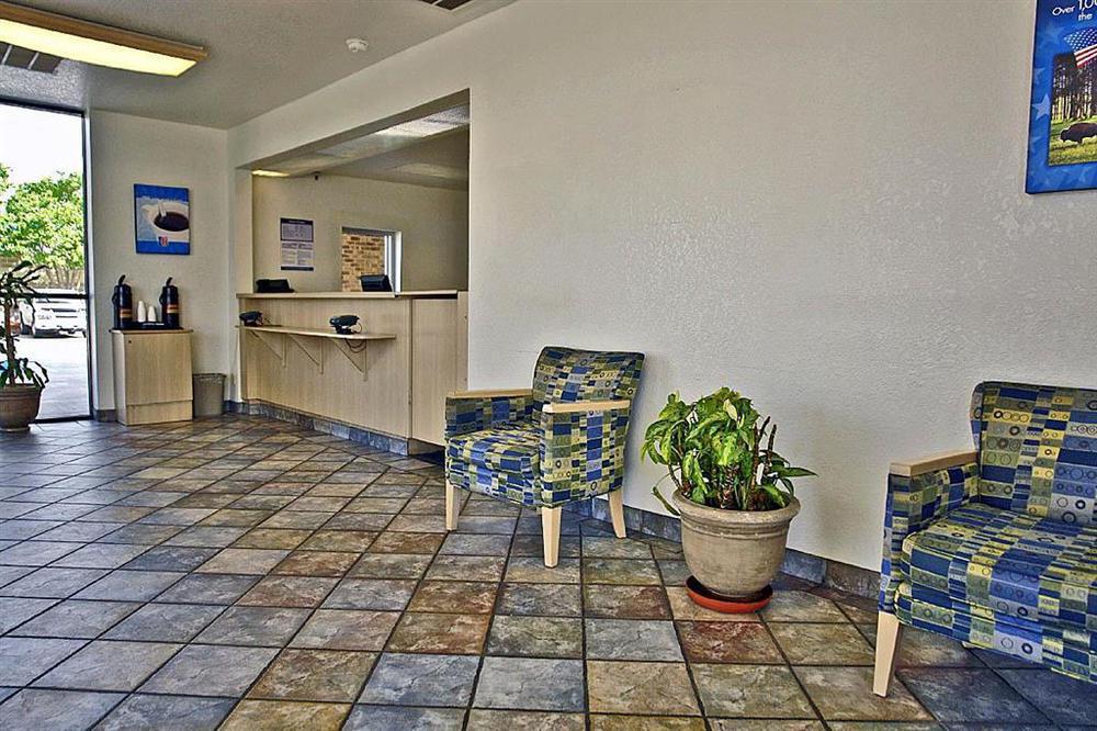 Motel 6-North Palm Springs, CA - North Interior foto